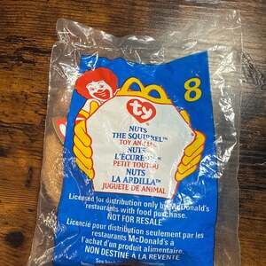 1999 Ty Teenie Beanie Baby #8 Nuts the Squirrel McDonald's Happy Meal Toy Sealed
